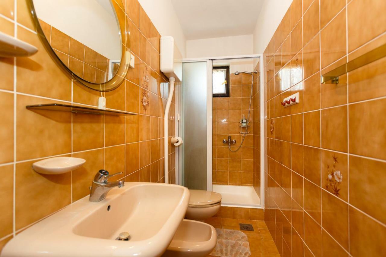 Villa Rosi Krk Town Zewnętrze zdjęcie