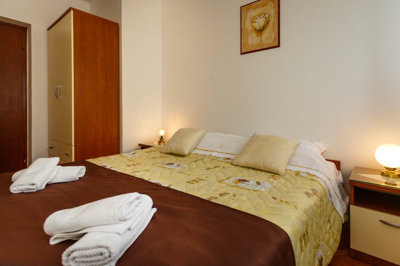 Villa Rosi Krk Town Zewnętrze zdjęcie